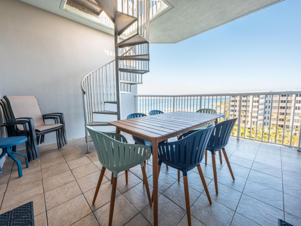 Sweeping views of Bay and Gulf from Private rooftop patio